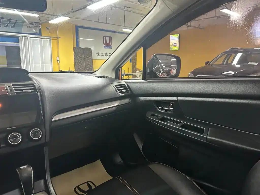 Subaru XV 2014 2.0i Comfort Edition — миниатюра 17