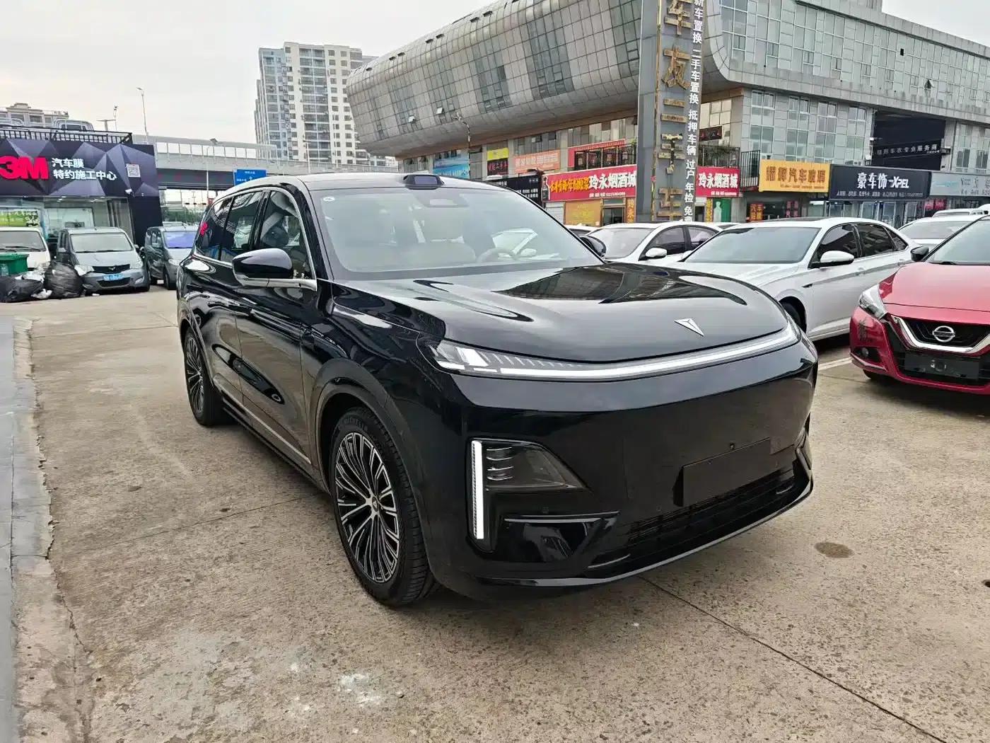 Deep Blue S09 2025 Rear-Wheel Drive Ultra+ Extended Range Version — миниатюра 3