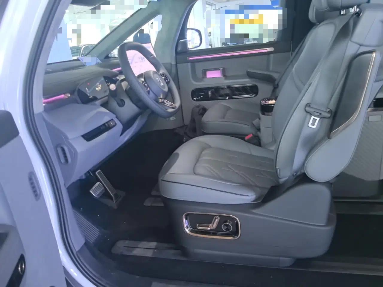 Zeekr MIX 2025 Intelligent Driving Version — миниатюра 17
