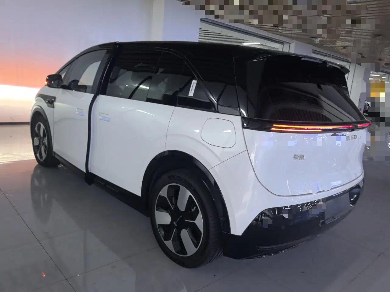 Zeekr MIX 2025 Intelligent Driving Version — миниатюра 4