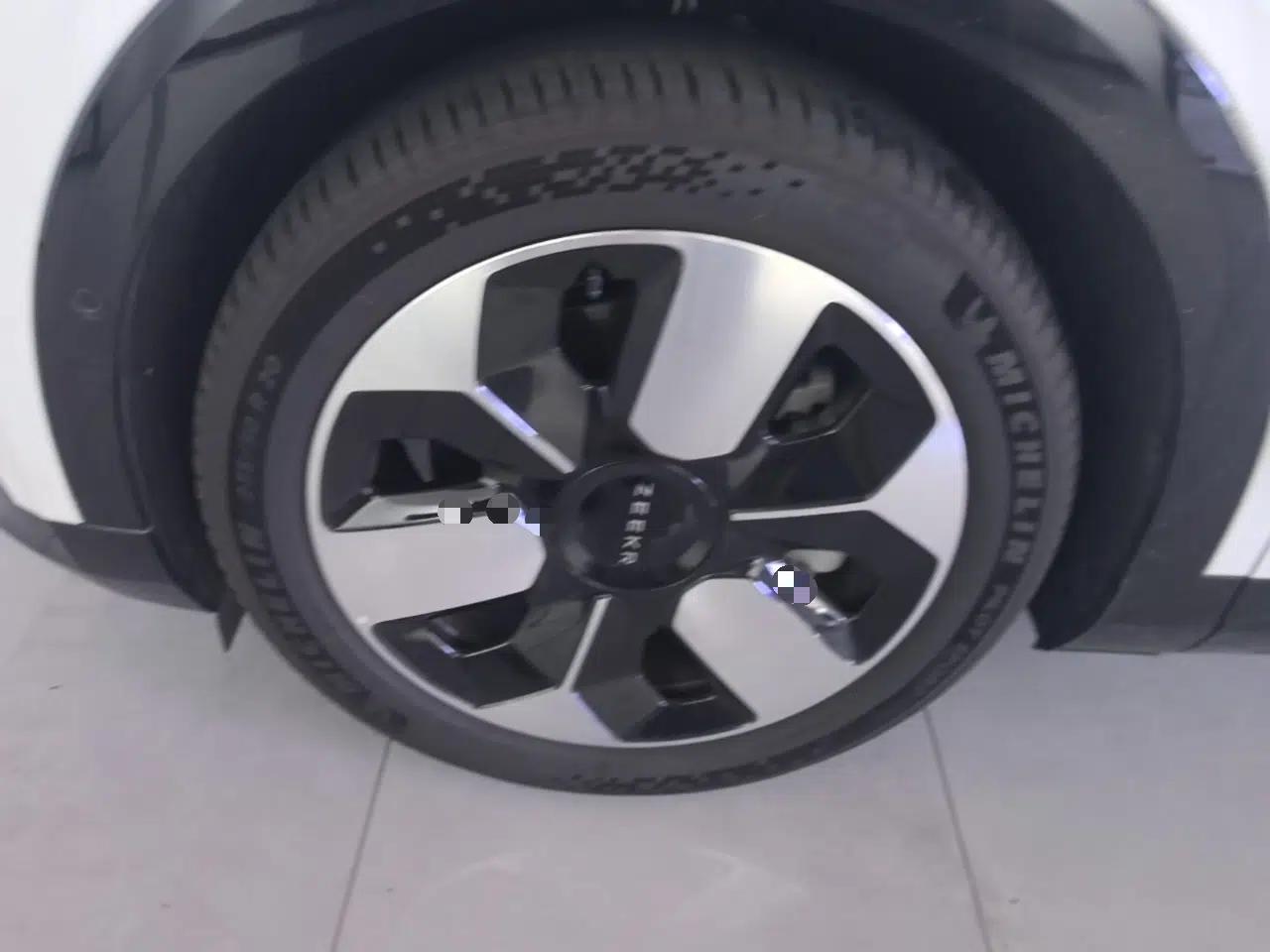 Zeekr MIX 2025 Intelligent Driving Version — миниатюра 10
