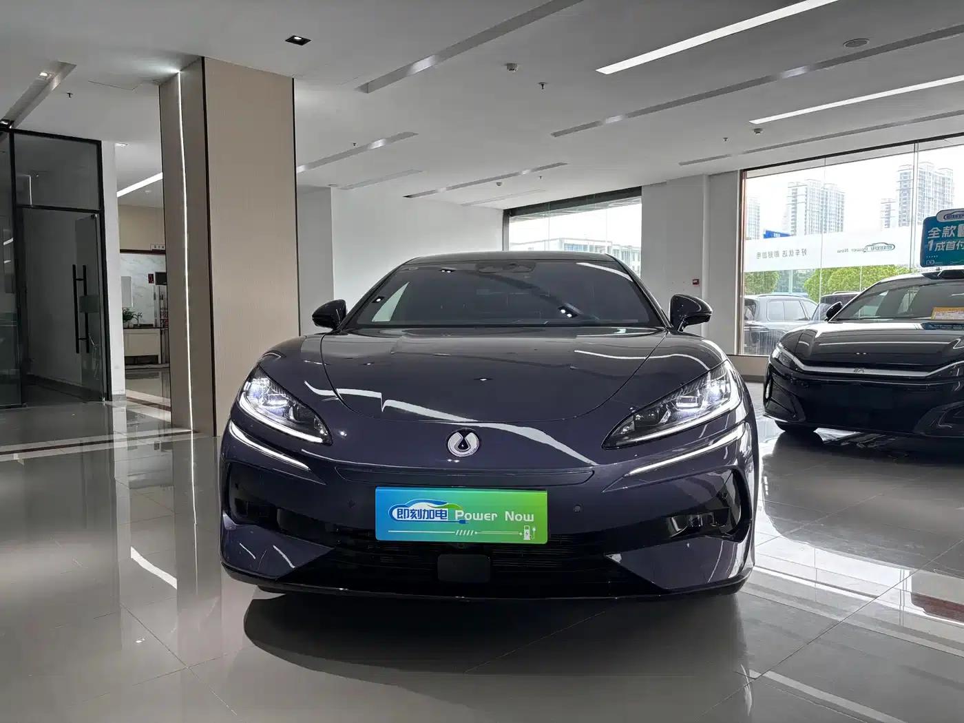 Denza Z9 2024 Model, 1100km Range, 4WD Ultra Edition — миниатюра 2