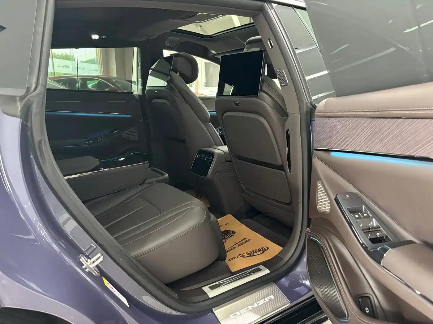 Denza Z9 2024 Model, 1100km Range, 4WD Ultra Edition — миниатюра 16