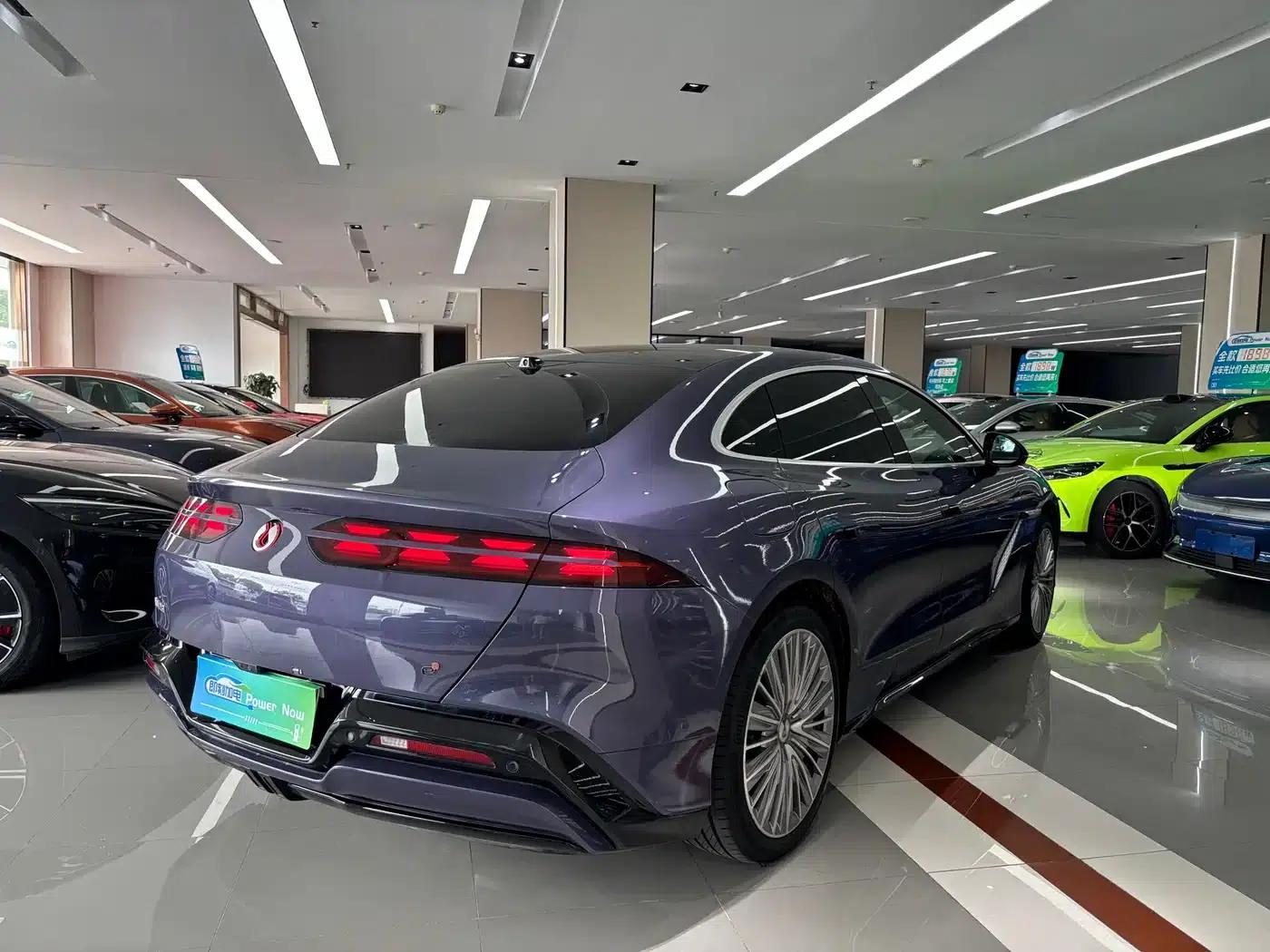 Denza Z9 2024 Model, 1100km Range, 4WD Ultra Edition — миниатюра 5