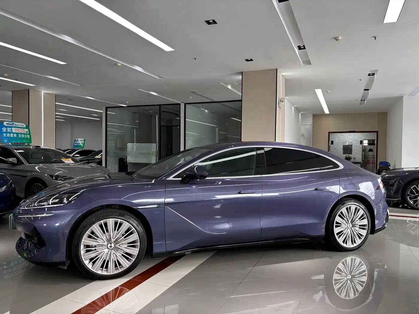 Denza Z9 2024 Model, 1100km Range, 4WD Ultra Edition — миниатюра 9