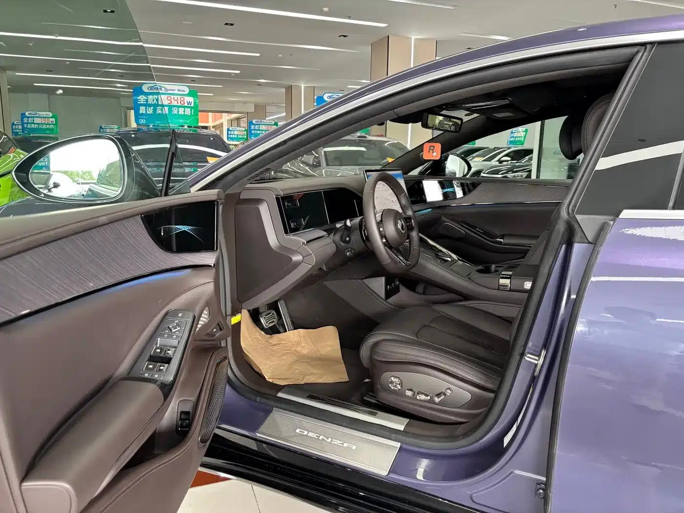 Denza Z9 2024 Model, 1100km Range, 4WD Ultra Edition — миниатюра 10