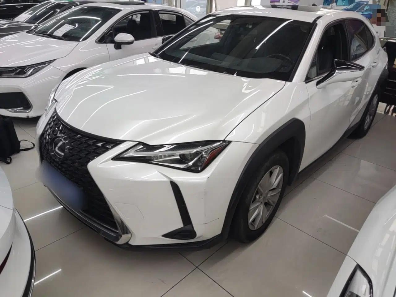 Lexus UX 2020 200 Special Edition — миниатюра 1