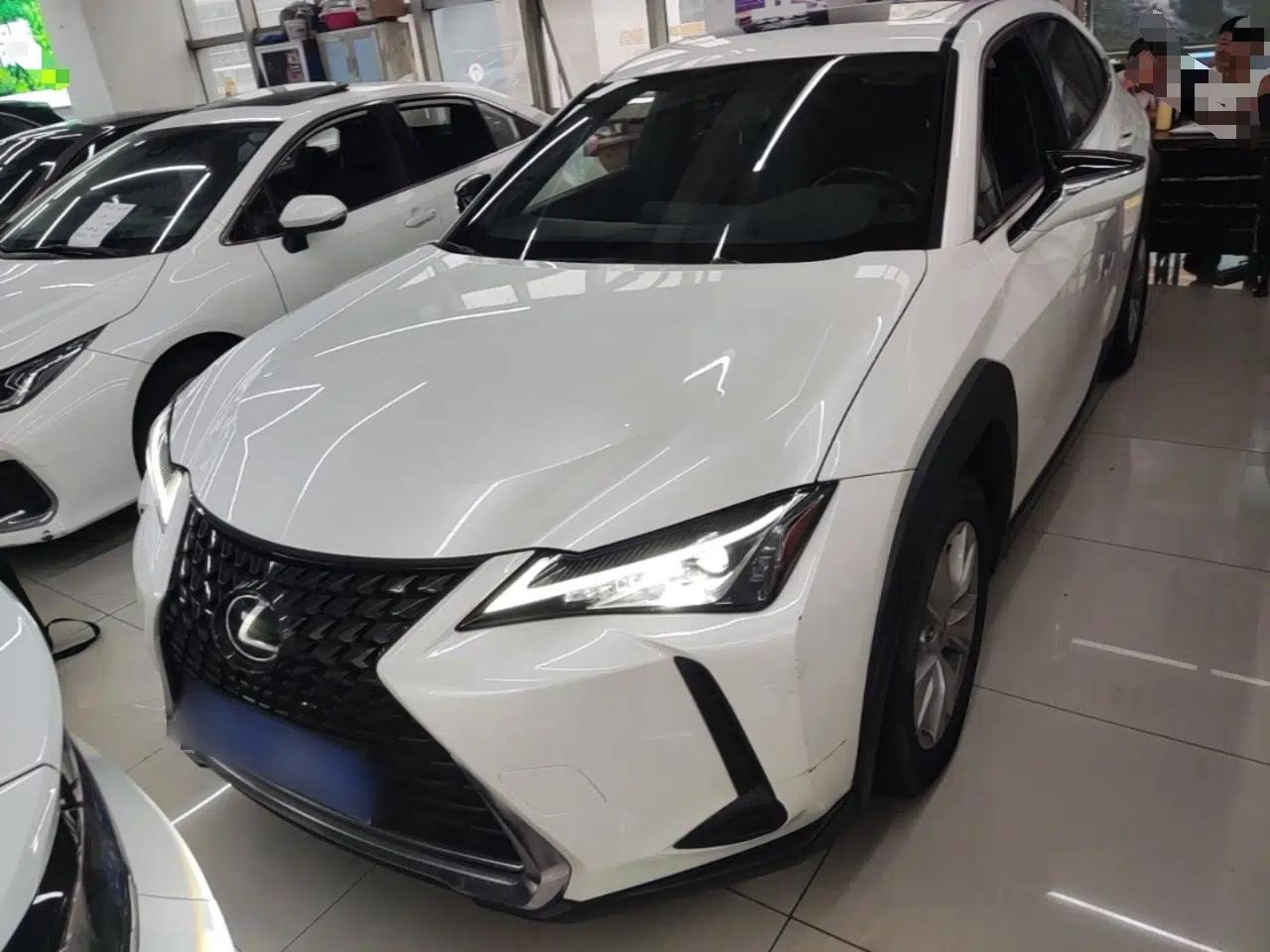 Lexus UX 2020 200 Special Edition — миниатюра 2