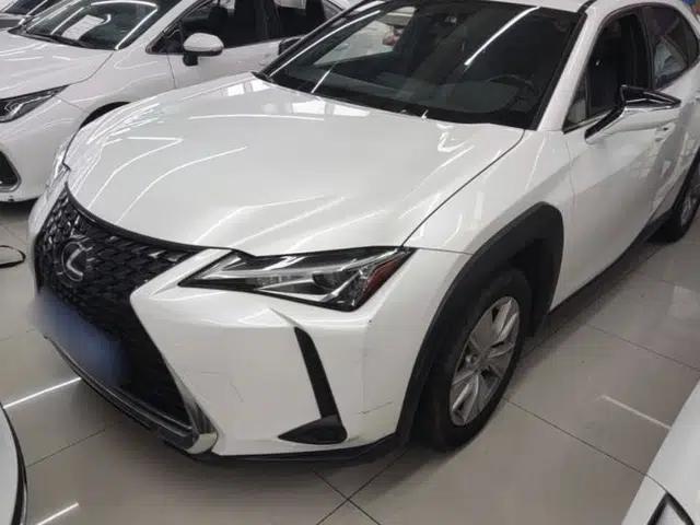 Lexus UX 2020 200 Special Edition