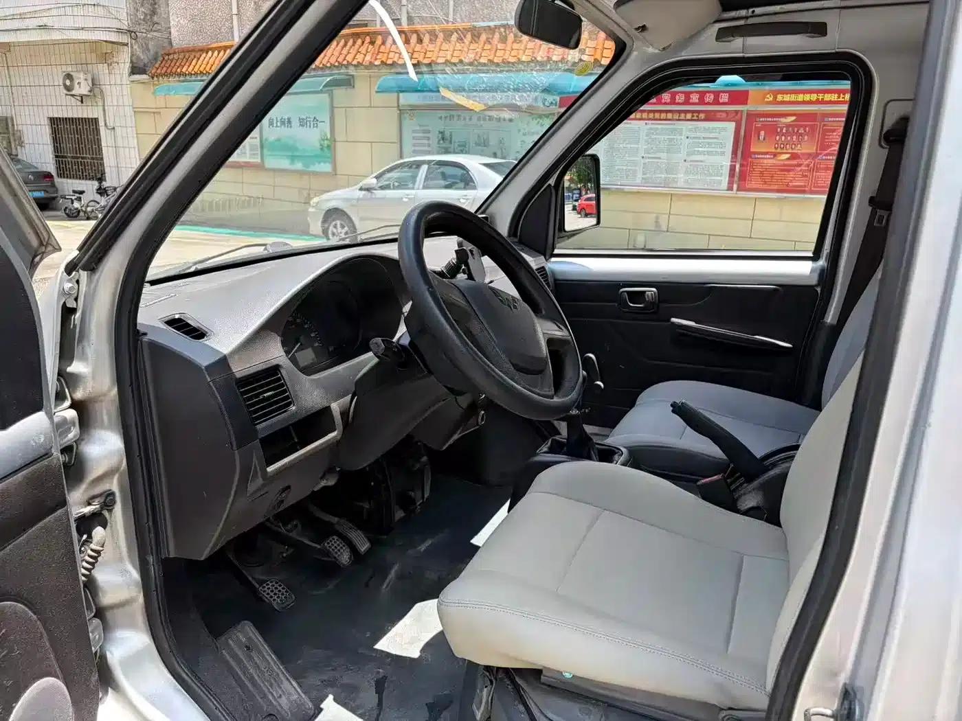 Wuling Rongguang Mini Truck 2019 1.5L Basic Single Cab L3C — миниатюра 11