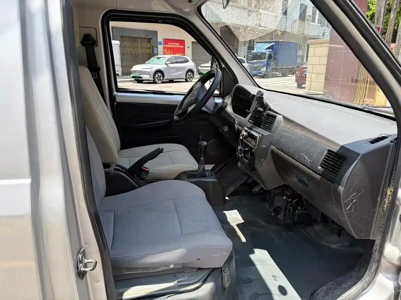 Wuling Rongguang Mini Truck 2019 1.5L Basic Single Cab L3C — миниатюра 10