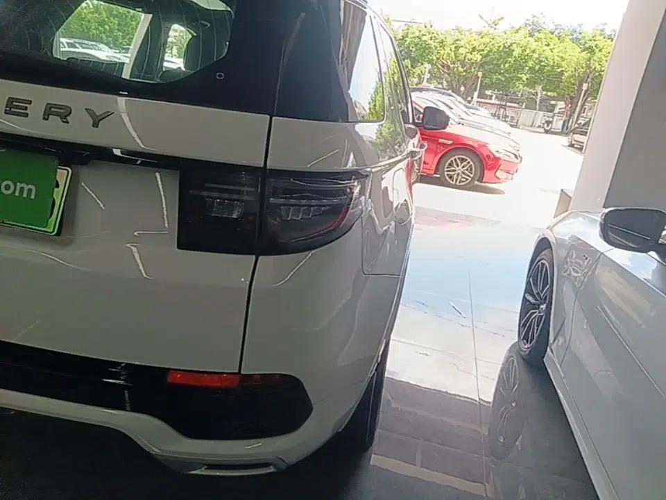 Land Rover Discovery Sport New Energy 2021 P300e Performance Tech Edition — миниатюра 14