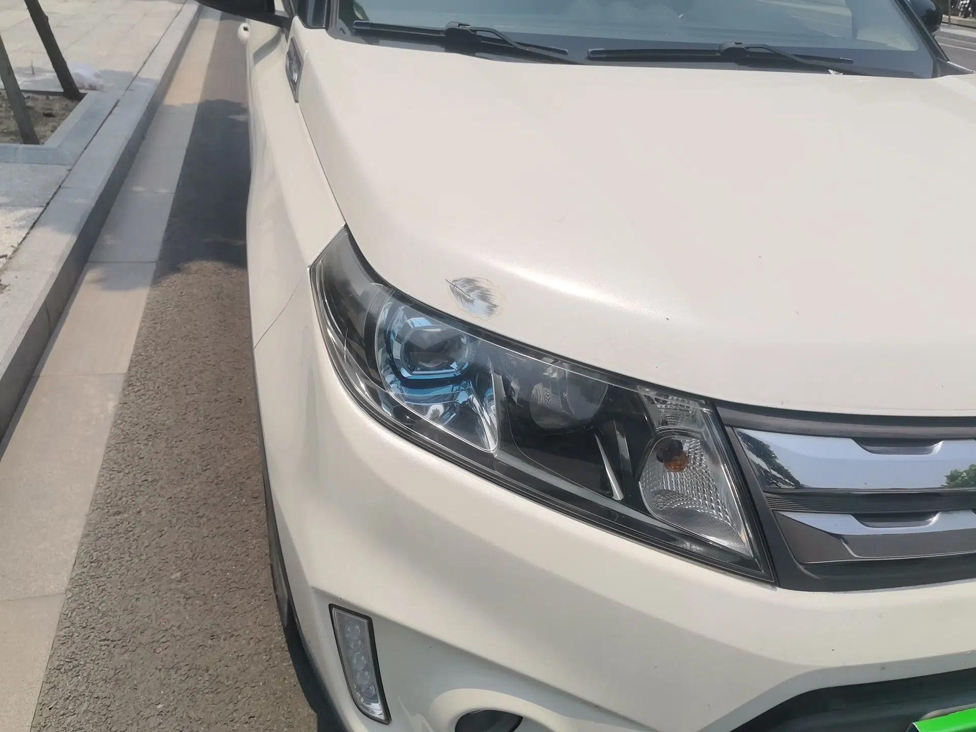 Suzuki Vitara 2016 1.4T Automatic 4x4 Flagship Model — миниатюра 7