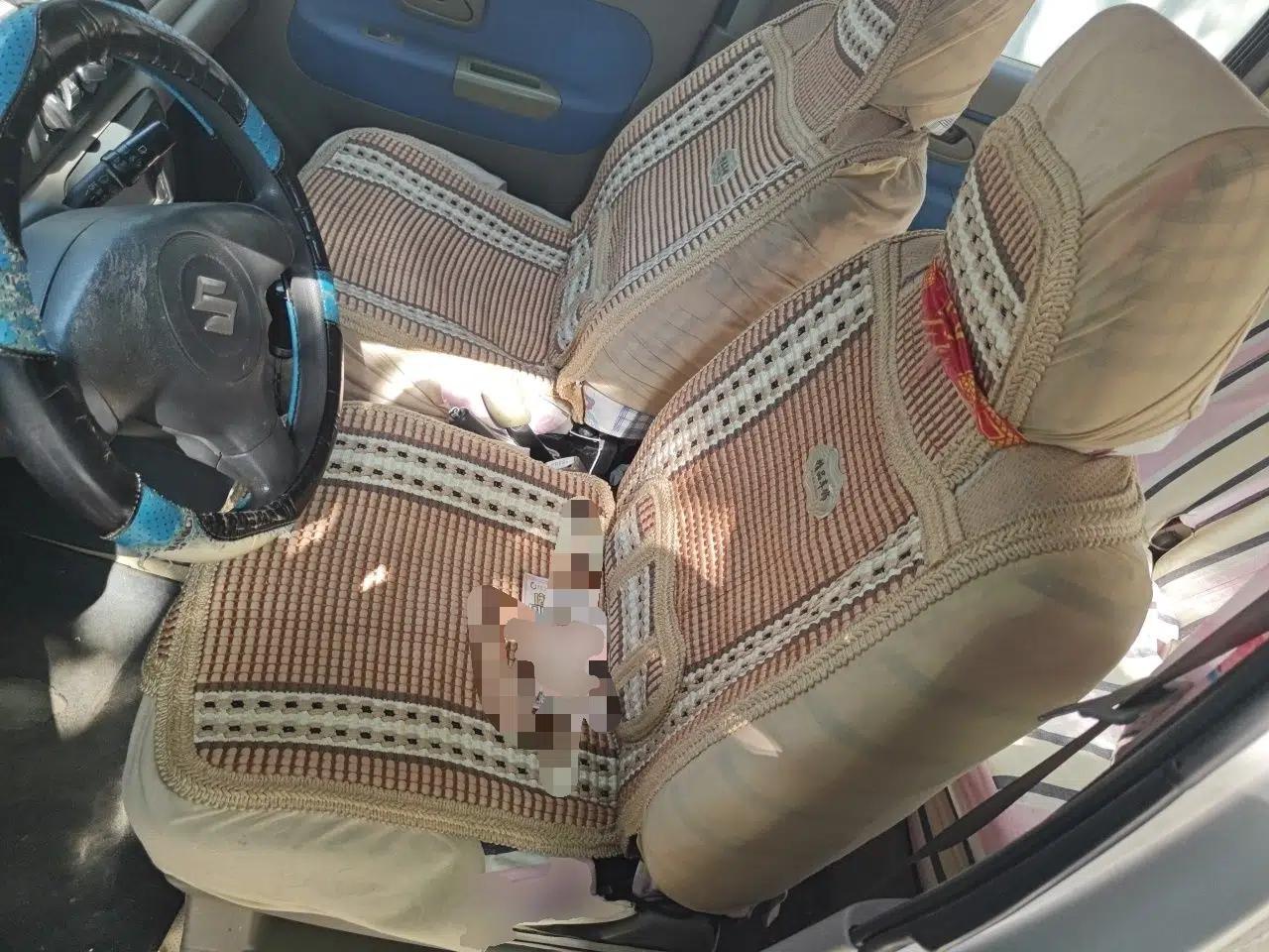 Suzuki Wagon R 2012 e 1.4L Manual VVT Standard Model China IV standard — миниатюра 16