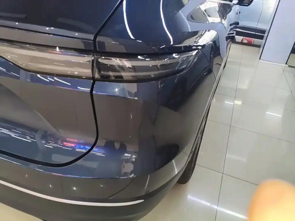 NIO EC7 2023 model 75kWh — миниатюра 8