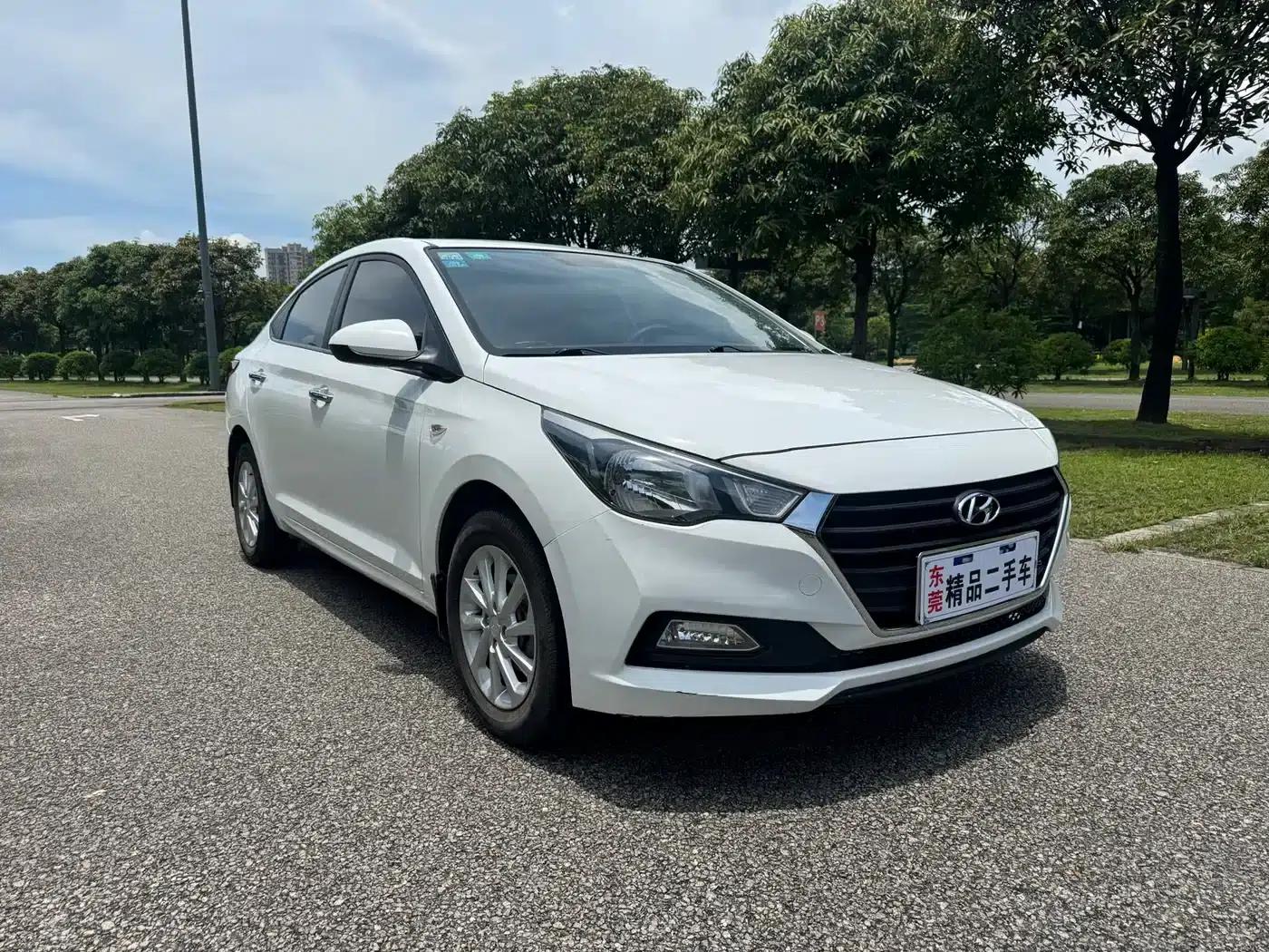 2016 Hyundai Verna 1.4L Manual GLS Cool Edition — миниатюра 1