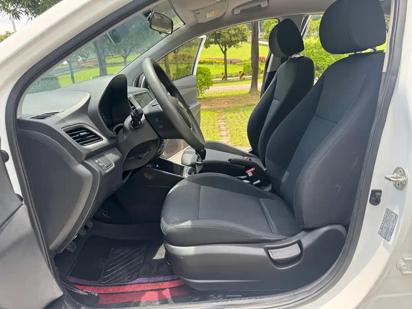 2016 Hyundai Verna 1.4L Manual GLS Cool Edition — миниатюра 9