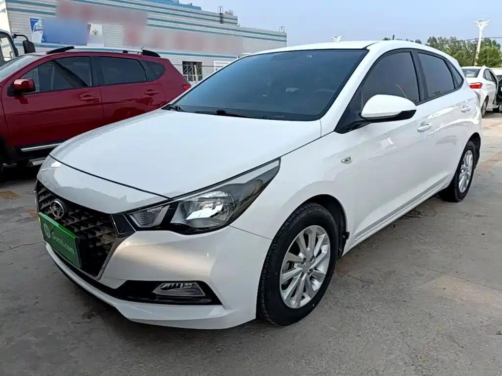 2017 Hyundai Verna RV 1.4L Automatic GLS (National V Emission Standard) — миниатюра 1