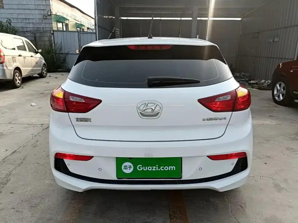 2017 Hyundai Verna RV 1.4L Automatic GLS (National V Emission Standard) — миниатюра 6