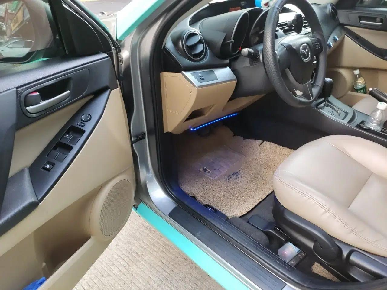 Mazda 3 2011 Sedan 1.6L Automatic Elite Model — миниатюра 16