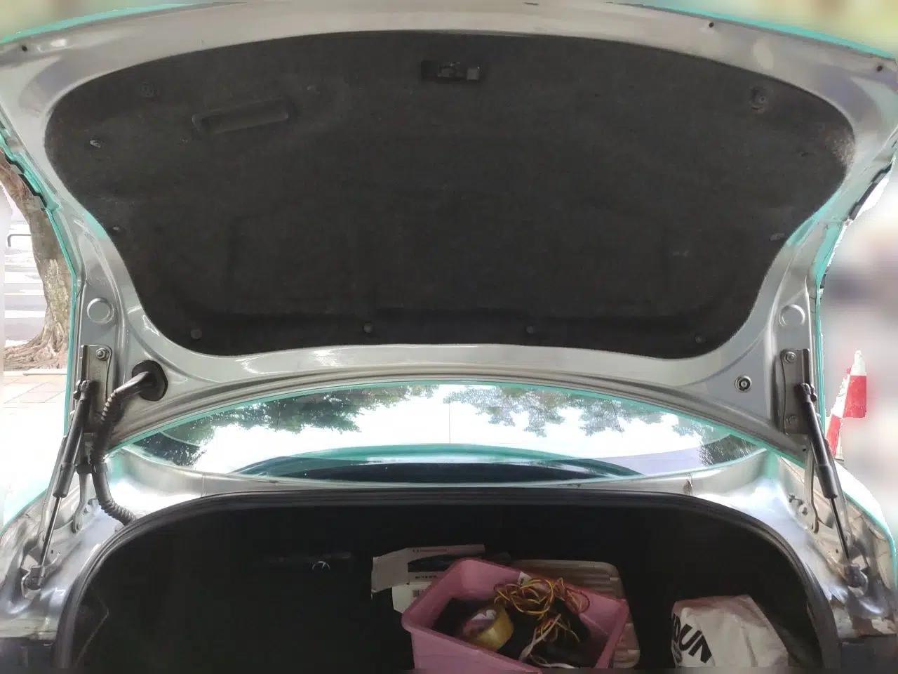 Mazda 3 2011 Sedan 1.6L Automatic Elite Model — миниатюра 19