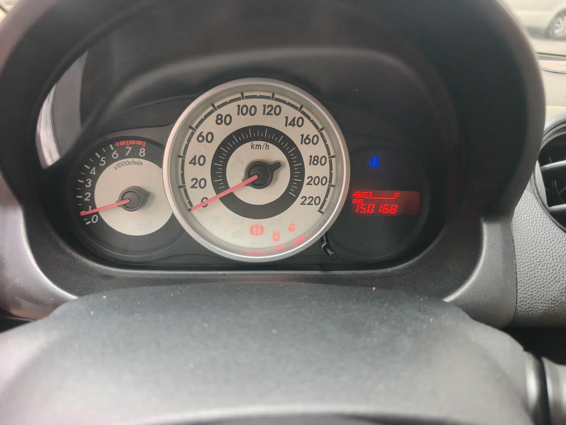 Mazda 2 2008 1.3L Manual Standard Edition — миниатюра 11