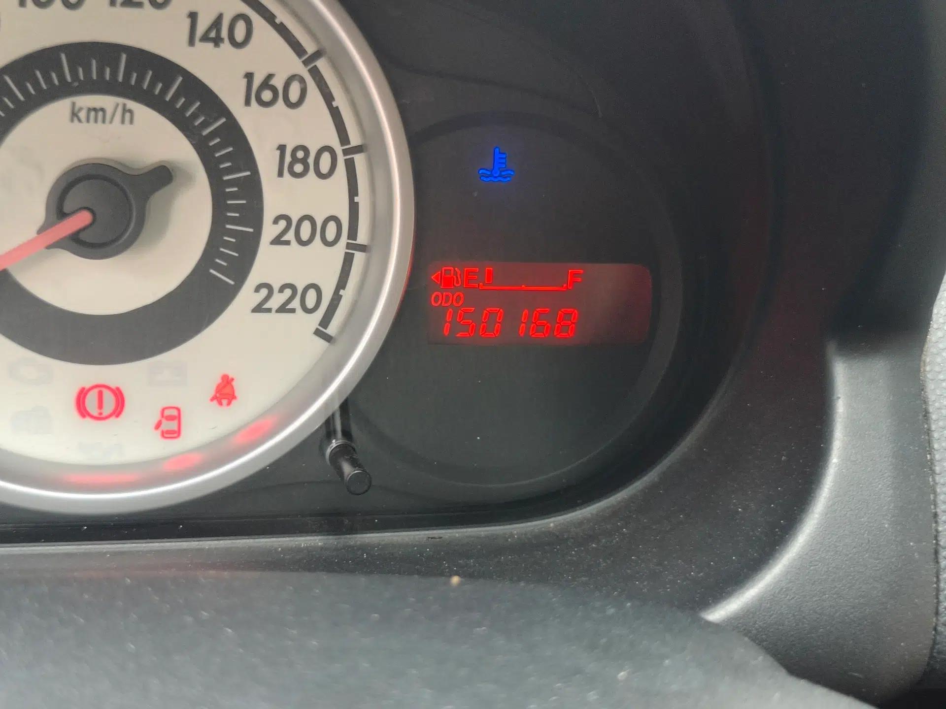 Mazda 2 2008 1.3L Manual Standard Edition — миниатюра 12
