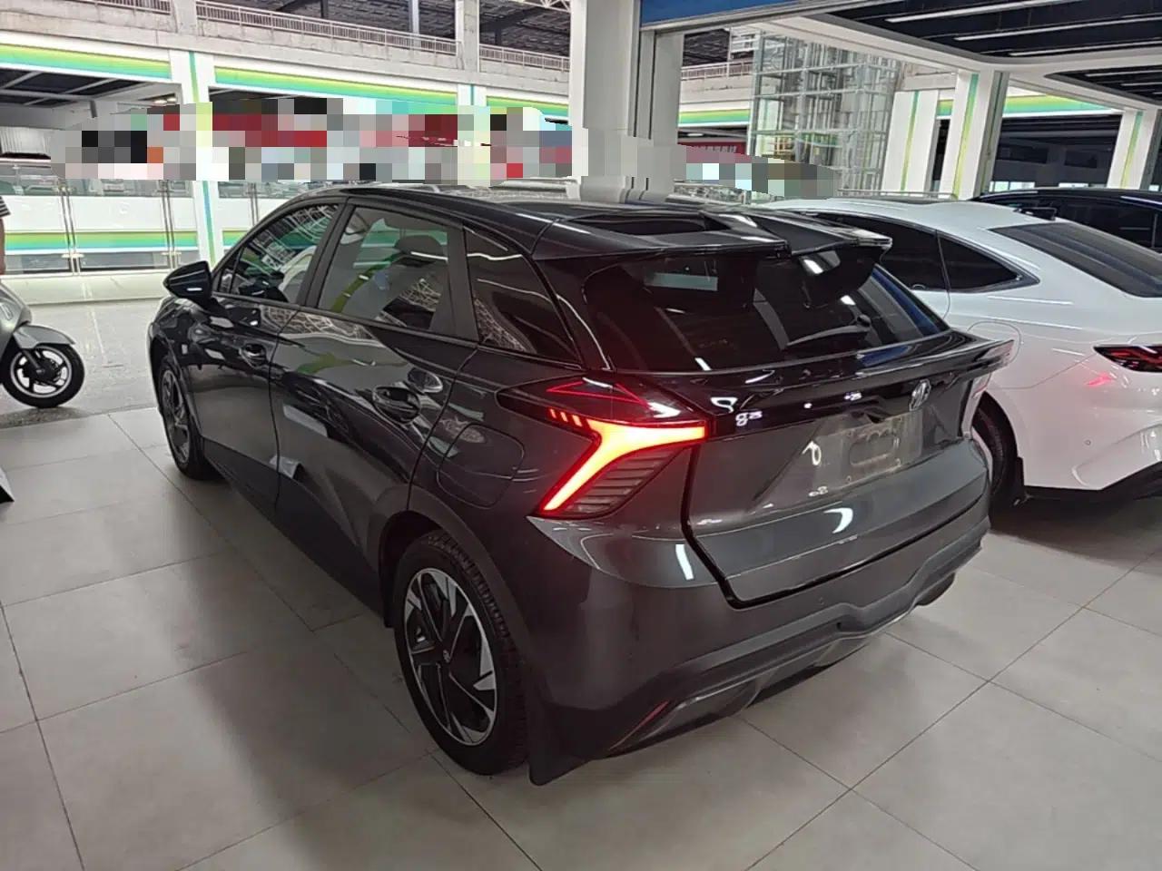 MG 4 EV 2023 415 km Range Sea-Faring Champion Edition — миниатюра 13