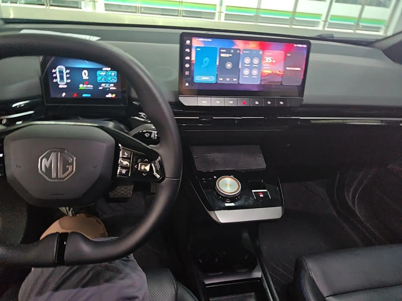 MG 4 EV 2023 415 km Range Sea-Faring Champion Edition — миниатюра 17