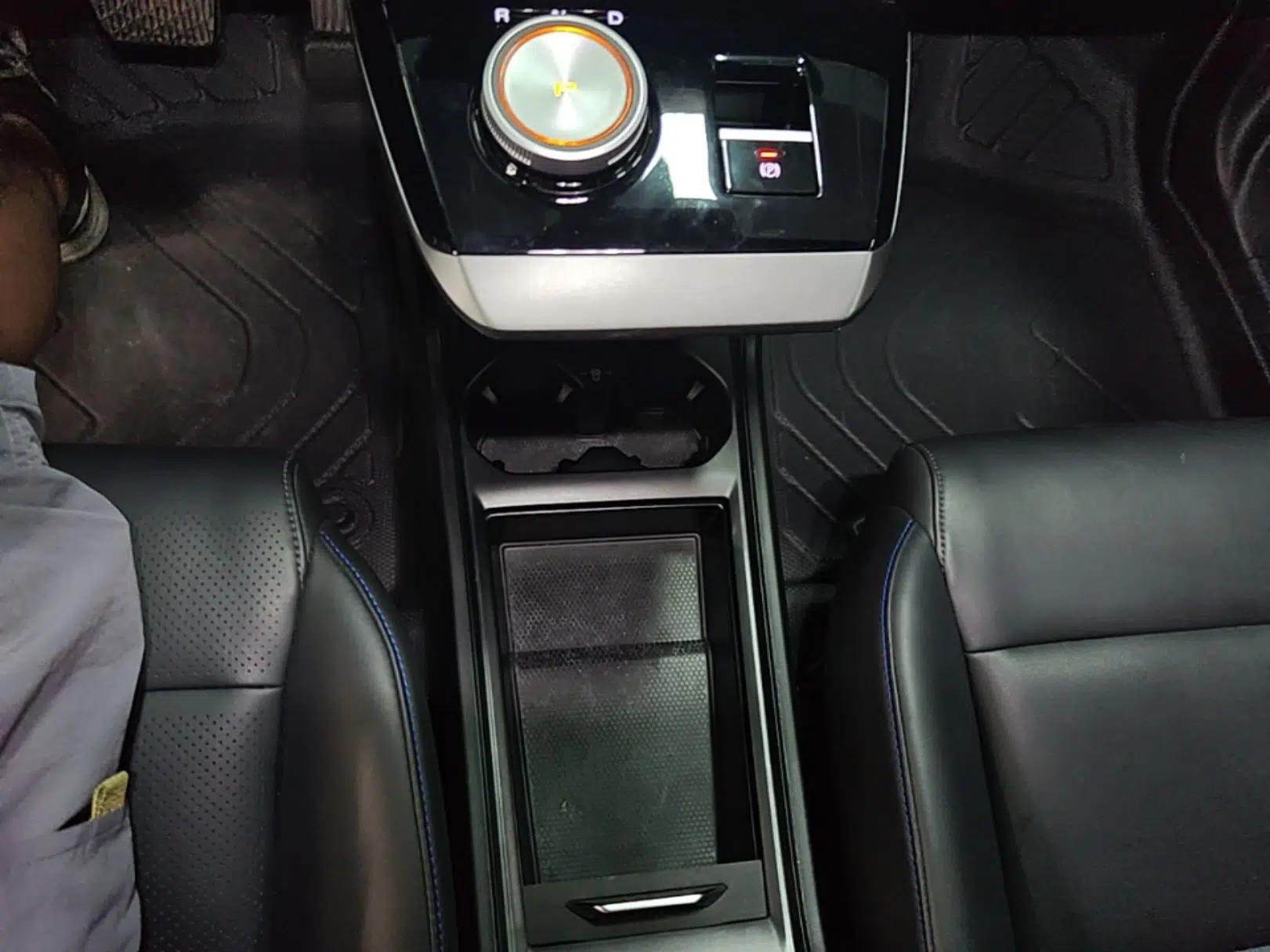 MG 4 EV 2023 415 km Range Sea-Faring Champion Edition — миниатюра 21