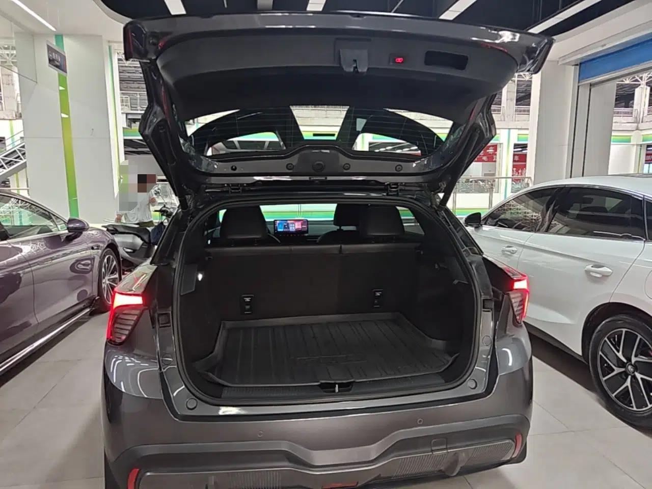 MG 4 EV 2023 415 km Range Sea-Faring Champion Edition — миниатюра 27