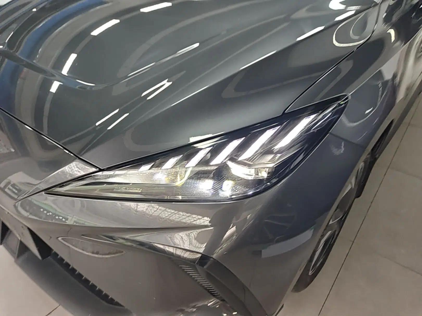 MG 4 EV 2023 415 km Range Sea-Faring Champion Edition — миниатюра 8