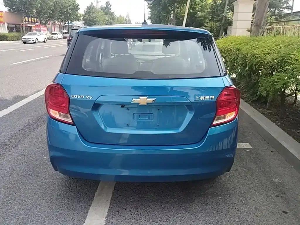 Chevrolet Aveo RV 2016 1.5L Automatic Comfortline Edition — миниатюра 6