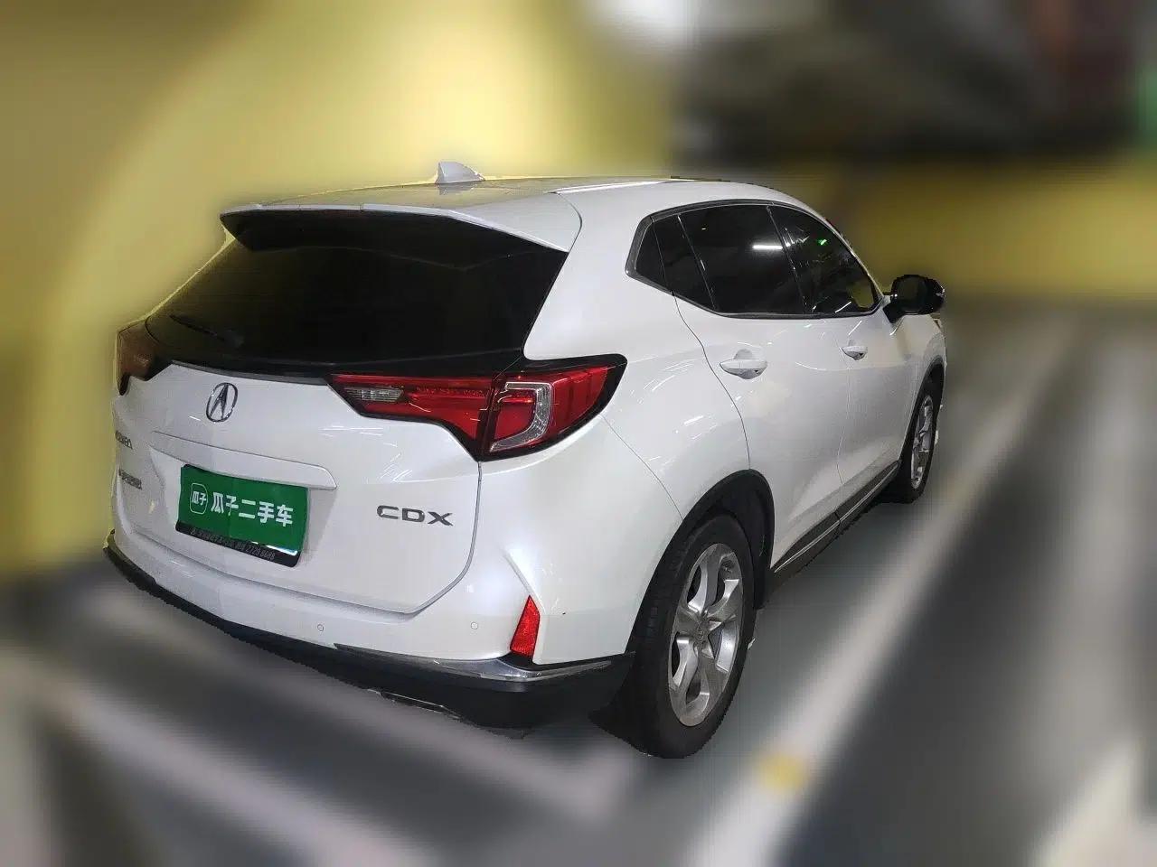 Acura CDX 2016 1.5T Two-Wheel Drive Deluxe Edition — миниатюра 6