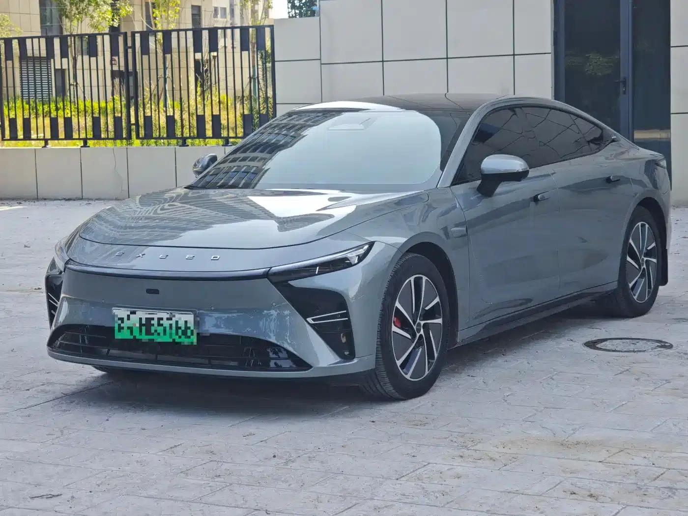 Exeed ES 2025 Range Extender Pro Highway Assist Driving — миниатюра 1