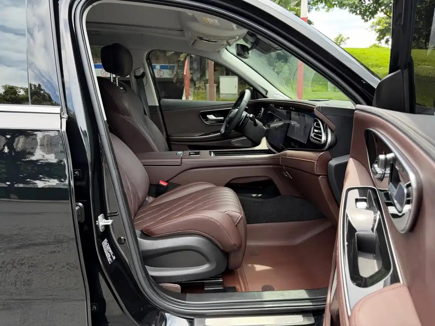 Starry Night 2023 400T AWD Starry Smart Edition 7-Seater — миниатюра 11