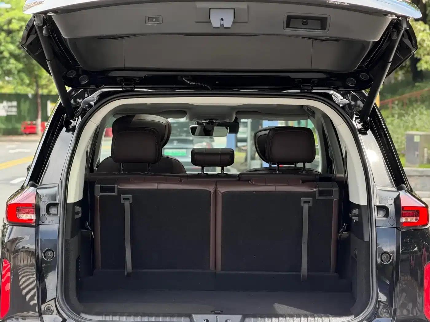 Starry Night 2023 400T AWD Starry Smart Edition 7-Seater — миниатюра 23