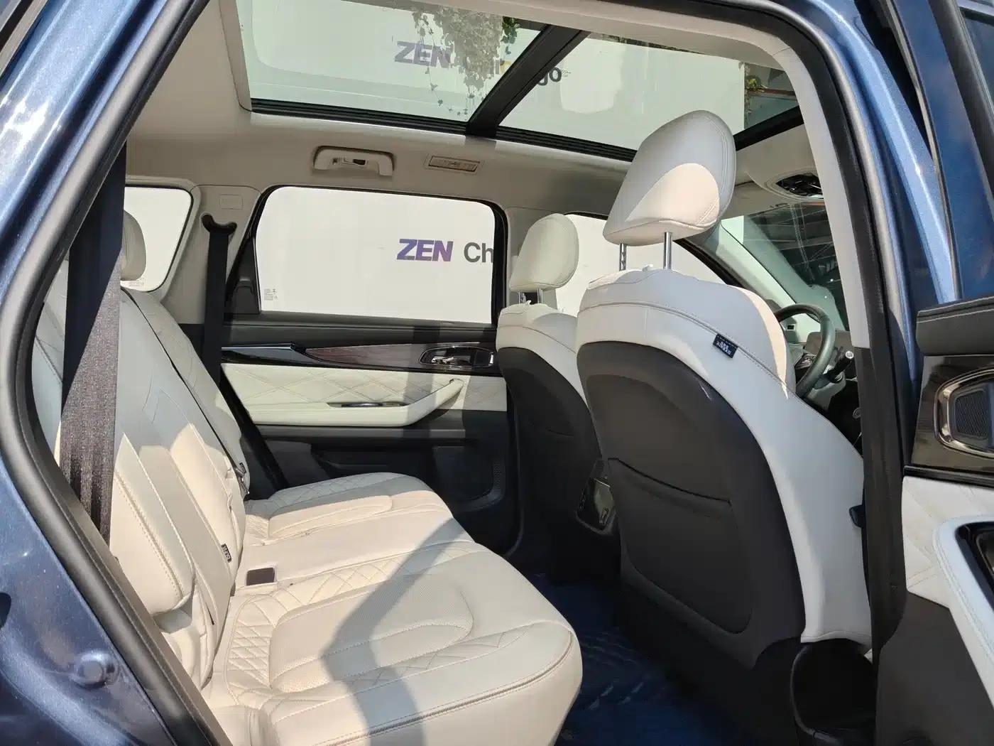 Starry Night 2021 390T AWD Star Supreme Edition — миниатюра 11