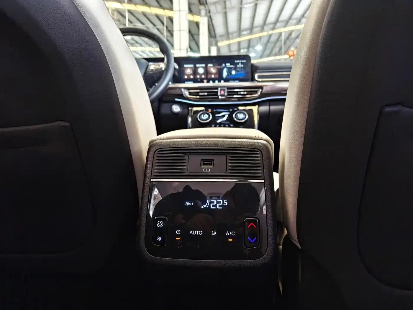 Starry Night 2021 390T AWD Star Supreme Edition — миниатюра 13