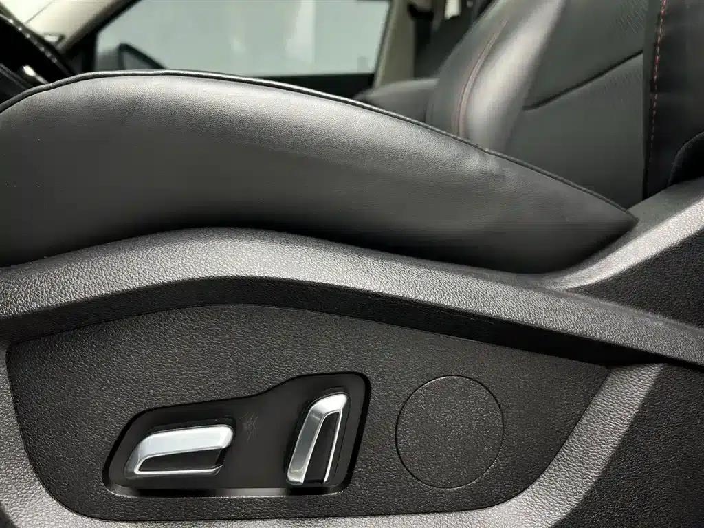 Star Chaser 2022 Wind Chaser Edition 1.5T CVT Wind Rising Edition — миниатюра 7