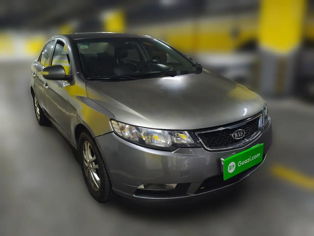 Kia Forte 2012 1.6L AT GLS Commemorative Edition — миниатюра 3