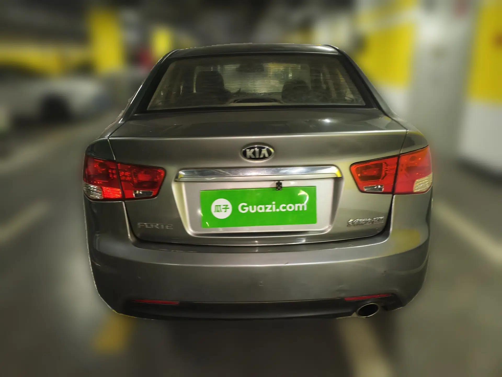 Kia Forte 2012 1.6L AT GLS Commemorative Edition — миниатюра 5