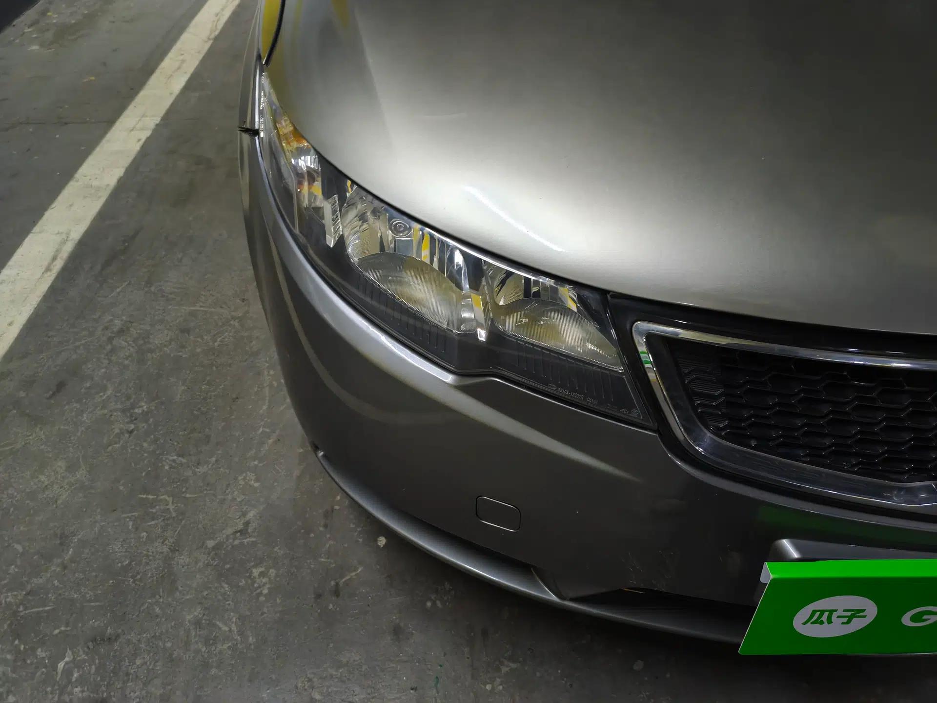 Kia Forte 2012 1.6L AT GLS Commemorative Edition — миниатюра 7
