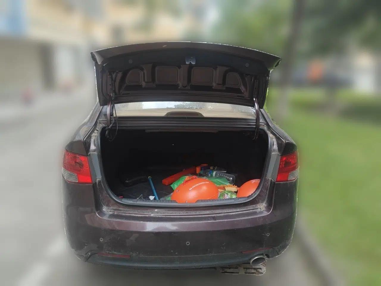Kia Forte 2011 1.6L AT Premium — миниатюра 19