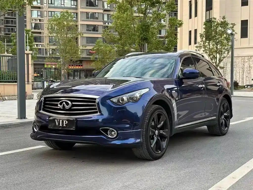 Infiniti QX70 2013 3.7L Super Edition — миниатюра 1