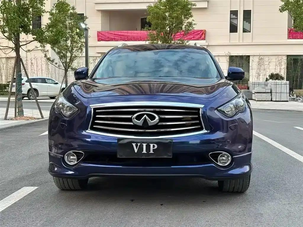 Infiniti QX70 2013 3.7L Super Edition — миниатюра 2