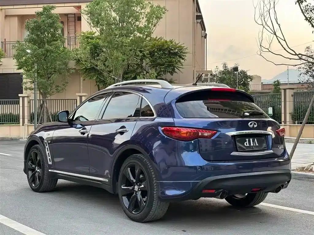 Infiniti QX70 2013 3.7L Super Edition — миниатюра 8