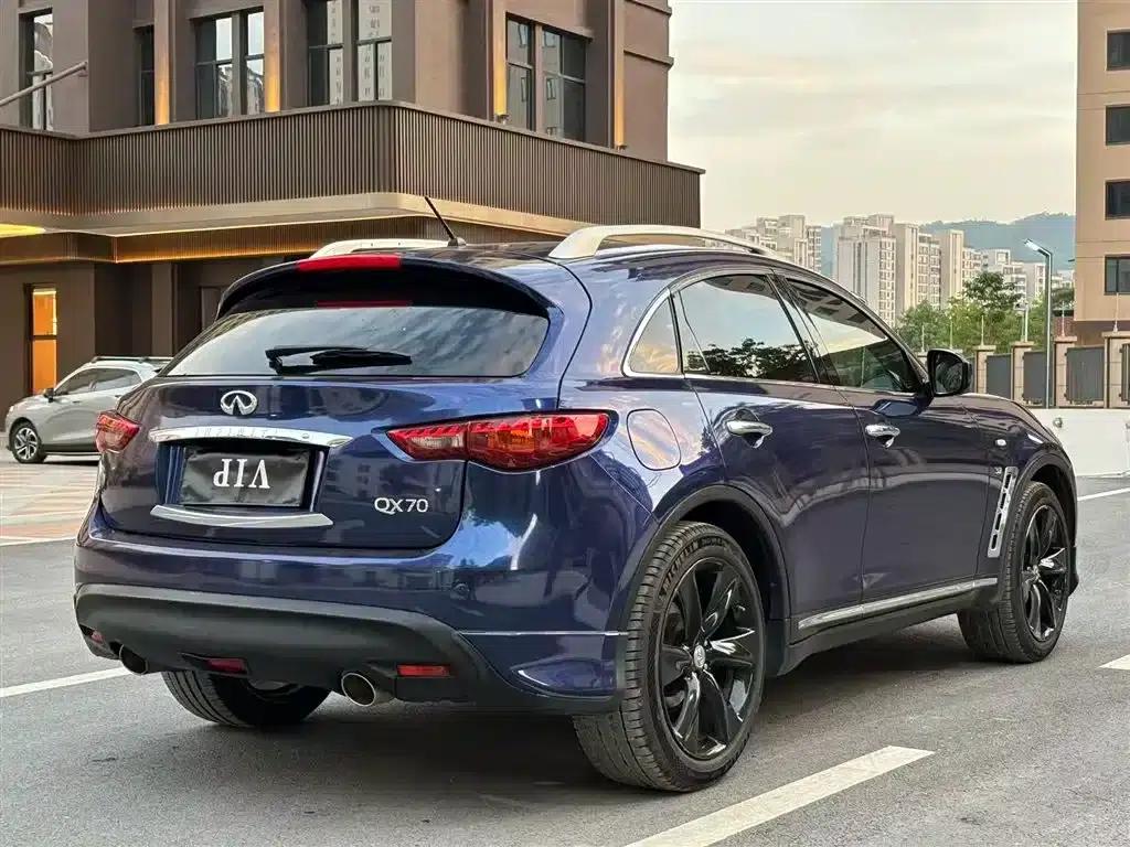 Infiniti QX70 2013 3.7L Super Edition — миниатюра 9