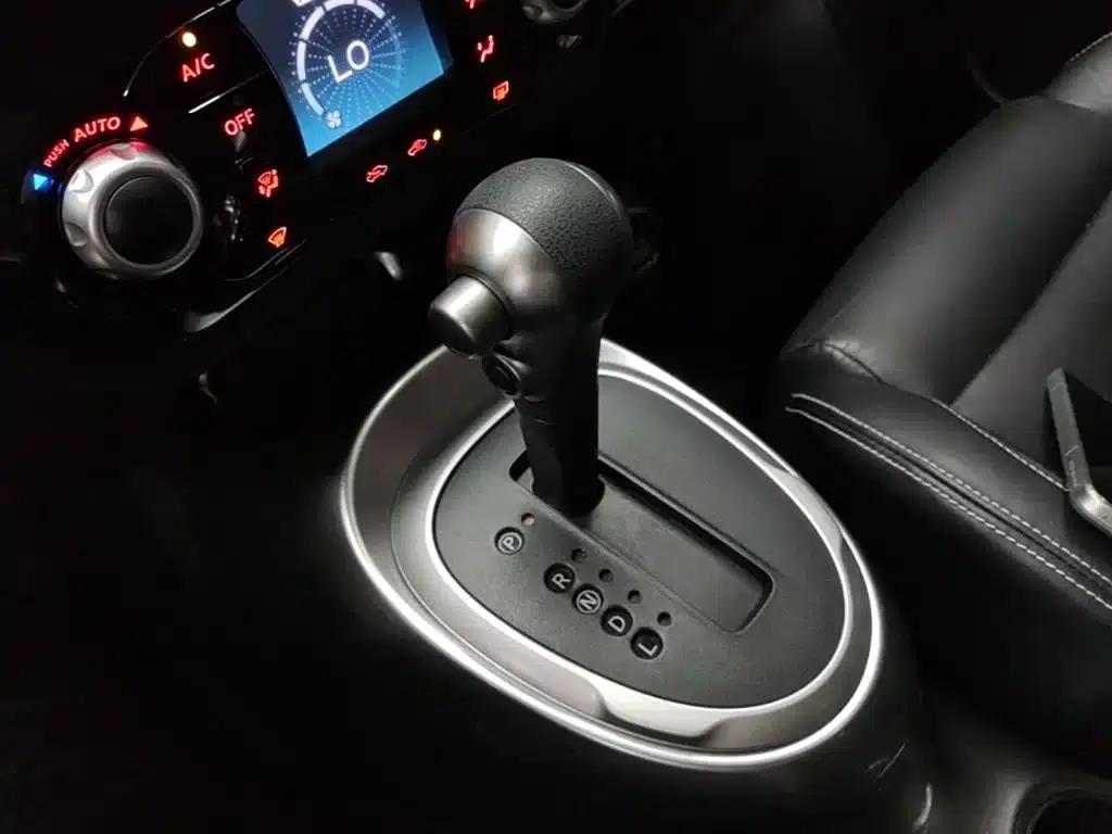 Infiniti ESQ 2014 1.6L Premium Edition — миниатюра 14