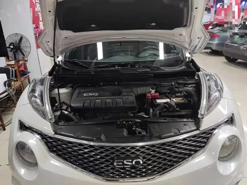 Infiniti ESQ 2014 1.6L Premium Edition — миниатюра 20